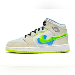 Kid's Air Jordan 1 Mid SE GS 'Warped Swoosh' sneakers